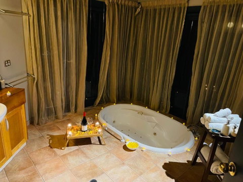 Woodlands Rainforest Retreat - Tweed Heads Accommodation 1