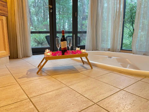 Woodlands Rainforest Retreat - Tweed Heads Accommodation 3