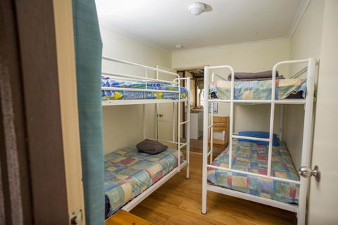 YHA Pittwater Eco, Sydney - Tweed Heads Accommodation 1