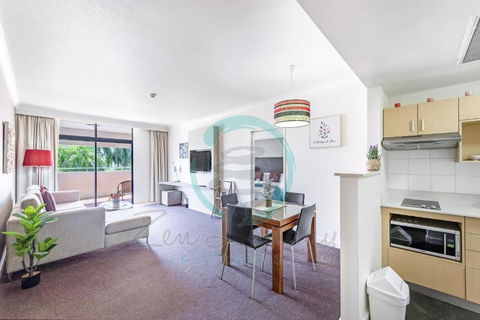 ZEN AT THE ESPLANADE - Spectacular Sunset Retreat - Tweed Heads Accommodation 2