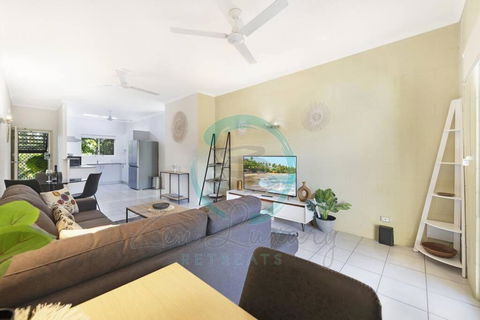 ZEN Westralia: 2-BR Cozy Inner-City Apt Near Shops - Tweed Heads Accommodation 1