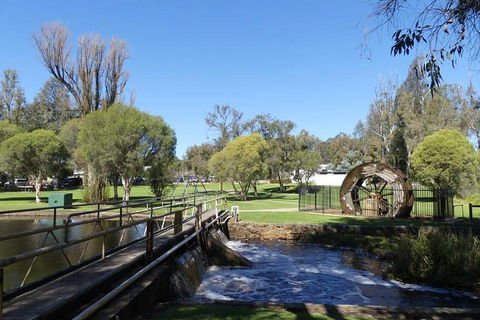 Private, Luxury Pinnacles Tour: Stargazing, Sand-boarding & Sightseeing - Tweed Heads Accommodation 2