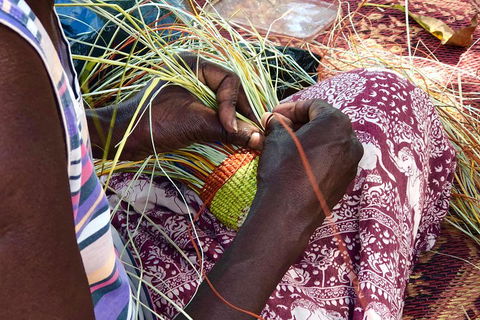 Gay-Wu Woman's 5 Day Yolngu Homeland Tour - Tweed Heads Accommodation 4