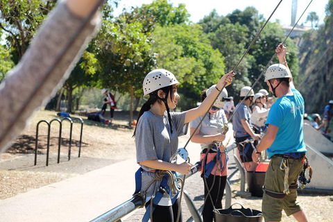 Rock Climbing At The Kangaroo Point Cliffs In Brisbane - Tweed Heads Accommodation 3