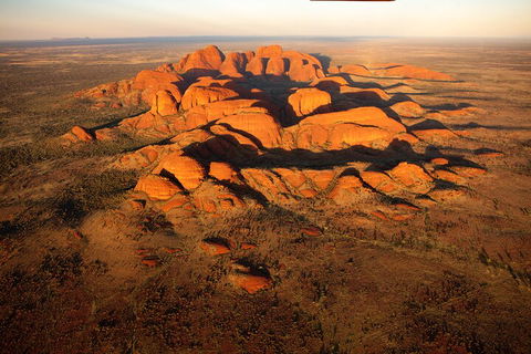Helicopter Scenic: Extended Uluru & Kata Tjuta - Tweed Heads Accommodation 5