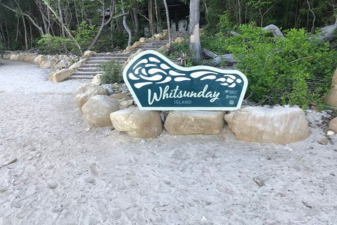 2 Night Small Group Whitsundays Sailing Adventure Aboard Mandrake - Tweed Heads Accommodation 1