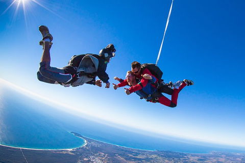 Byron Bay Tandem Sky Dive - Tweed Heads Accommodation 0