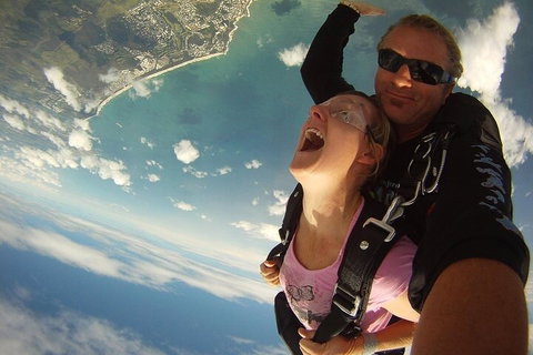 Byron Bay Tandem Sky Dive - Tweed Heads Accommodation 5