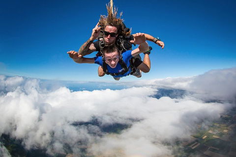 Reef And Rainforest Tandem Sky Dive In Cairns - Tweed Heads Accommodation 0