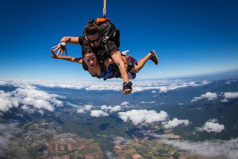 Reef And Rainforest Tandem Sky Dive In Cairns - Tweed Heads Accommodation 3