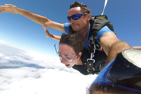 Reef And Rainforest Tandem Sky Dive In Cairns - Tweed Heads Accommodation 4