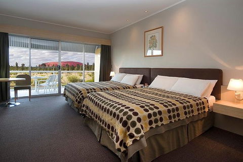 3-Day Uluru-Kata Tjuta And Kings Canyon 4WD Small-Group Eco-Tour From Alice Springs - Tweed Heads Accommodation 0