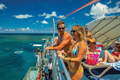 Outer Reef Pontoon Experience From Cairns - Tweed Heads Accommodation 1