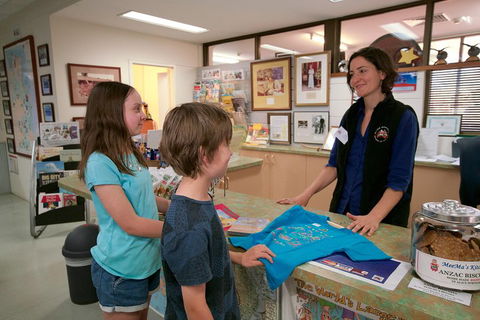 Skip The Line: Alice Springs School Of The Air Guided Tour Ticket - Tweed Heads Accommodation 5