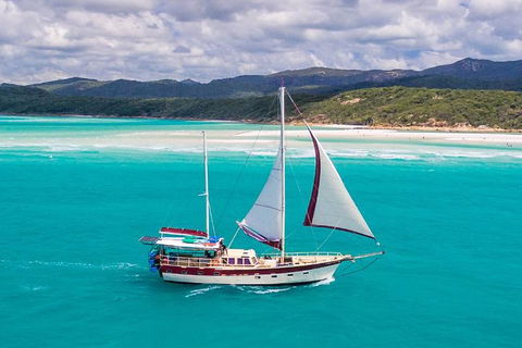 2-Day Whitsundays Sailing Adventure: SV Whitehaven - Tweed Heads Accommodation 0