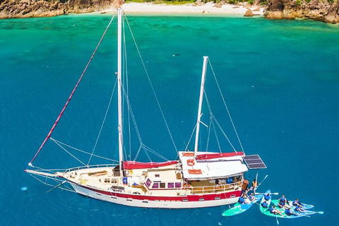 2-Day Whitsundays Sailing Adventure: SV Whitehaven - Tweed Heads Accommodation 5