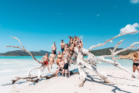 4 Day & 3 Night Whitsunday Islands & Outer Reef Sailing Adventure On Condor - Tweed Heads Accommodation 0