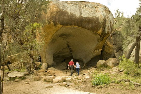 2-Day Wave Rock, York, Wildflowers & Aboriginal Experience - Tweed Heads Accommodation 3