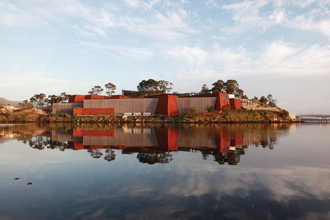 Hobart City Sightseeing Tour Including MONA Admission - Tweed Heads Accommodation 2