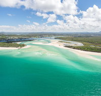 Deluxe Seaplane Tour Noosa to Glasshouse Adventure for 2 with Photobook - Tweed Heads Accommodation