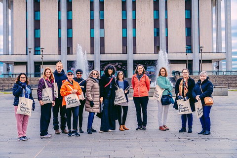Women's History Walking Tour With Local Guide In Canberra - Tweed Heads Accommodation 2