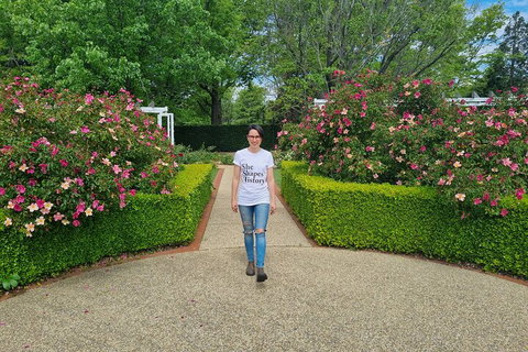 Women's History Walking Tour With Local Guide In Canberra - Tweed Heads Accommodation 3